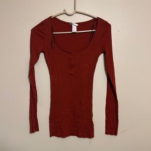 (2) Rue 21 and HM woman’s XS bundle shirts